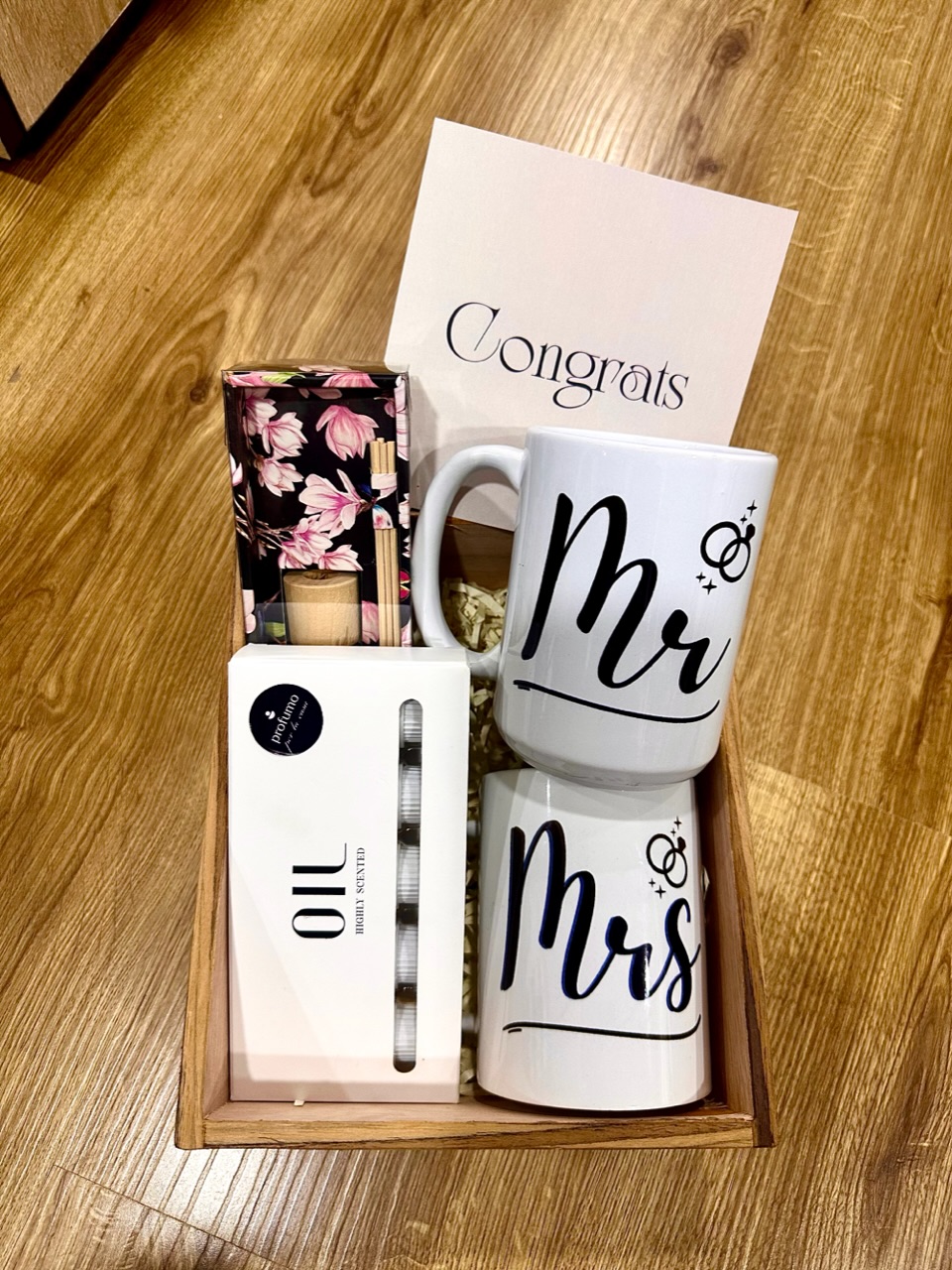 For The Mr & Mrs – Mini